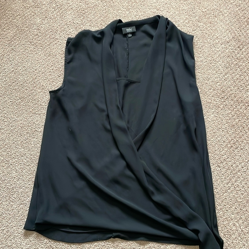 Black Flattering & Flowy Blouse